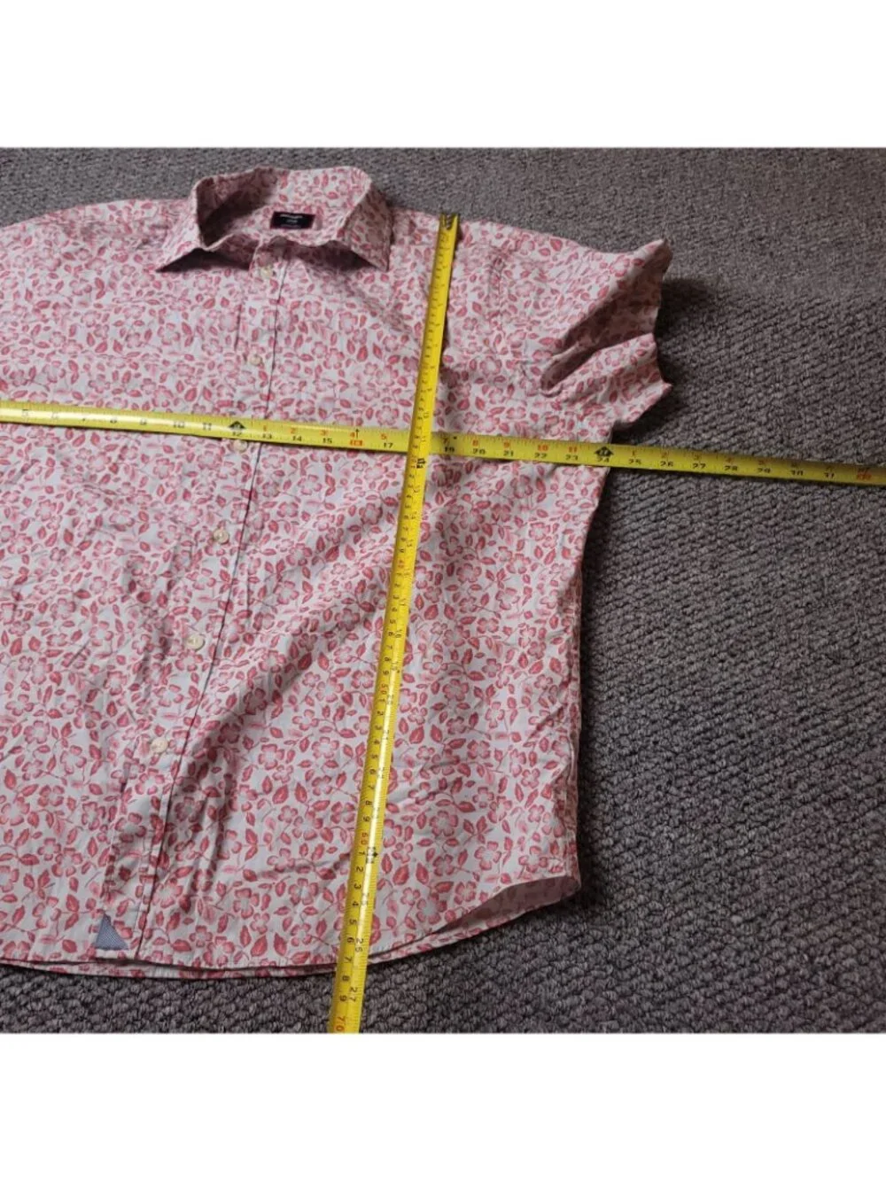 UNTUCKit Buchanan Shirt Mens L Large Relaxed Pink Button Floral Short Sleeve